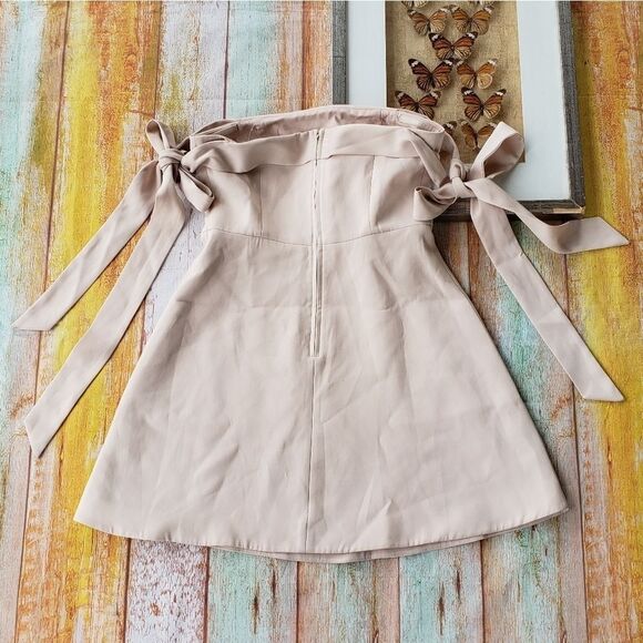 Keepsake Blush‎ Another World Strapless Mini Dress - Picture 6 of 8